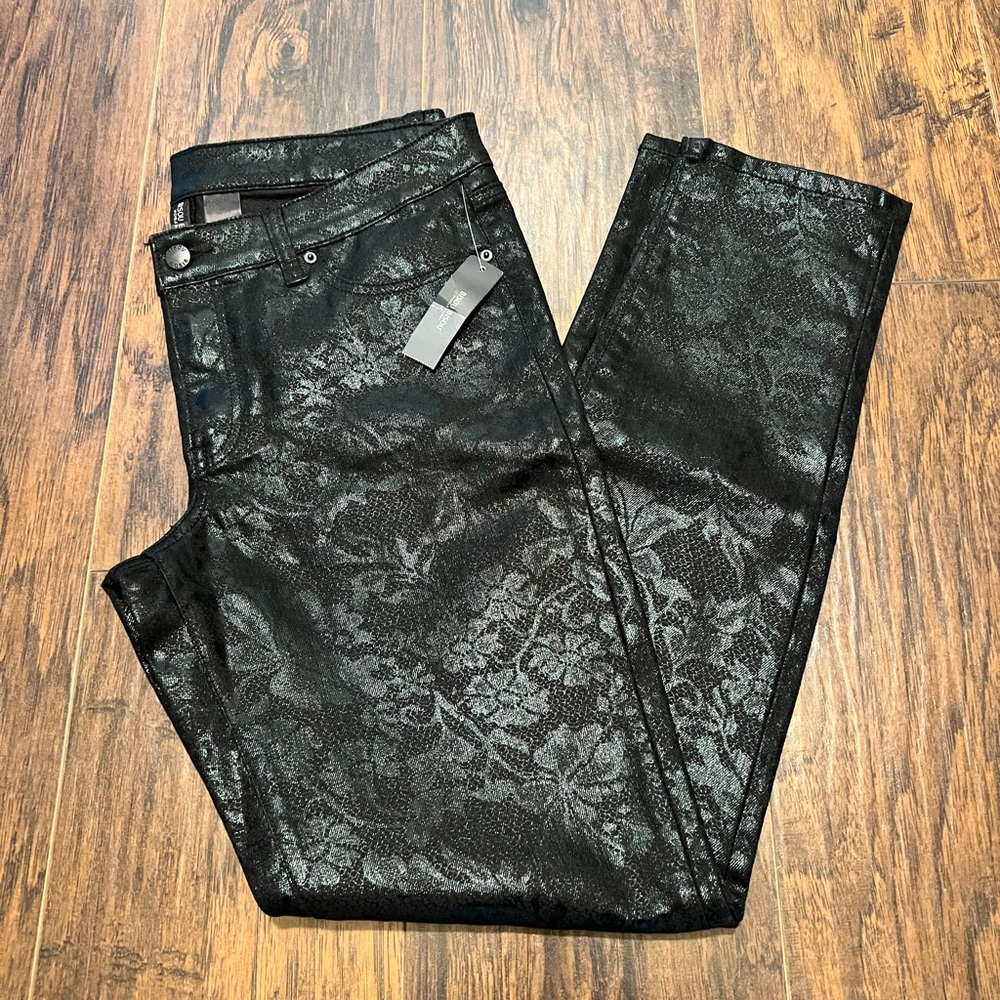 NWT!! Women’s BISOU BISOU shimmery pants. Size 12